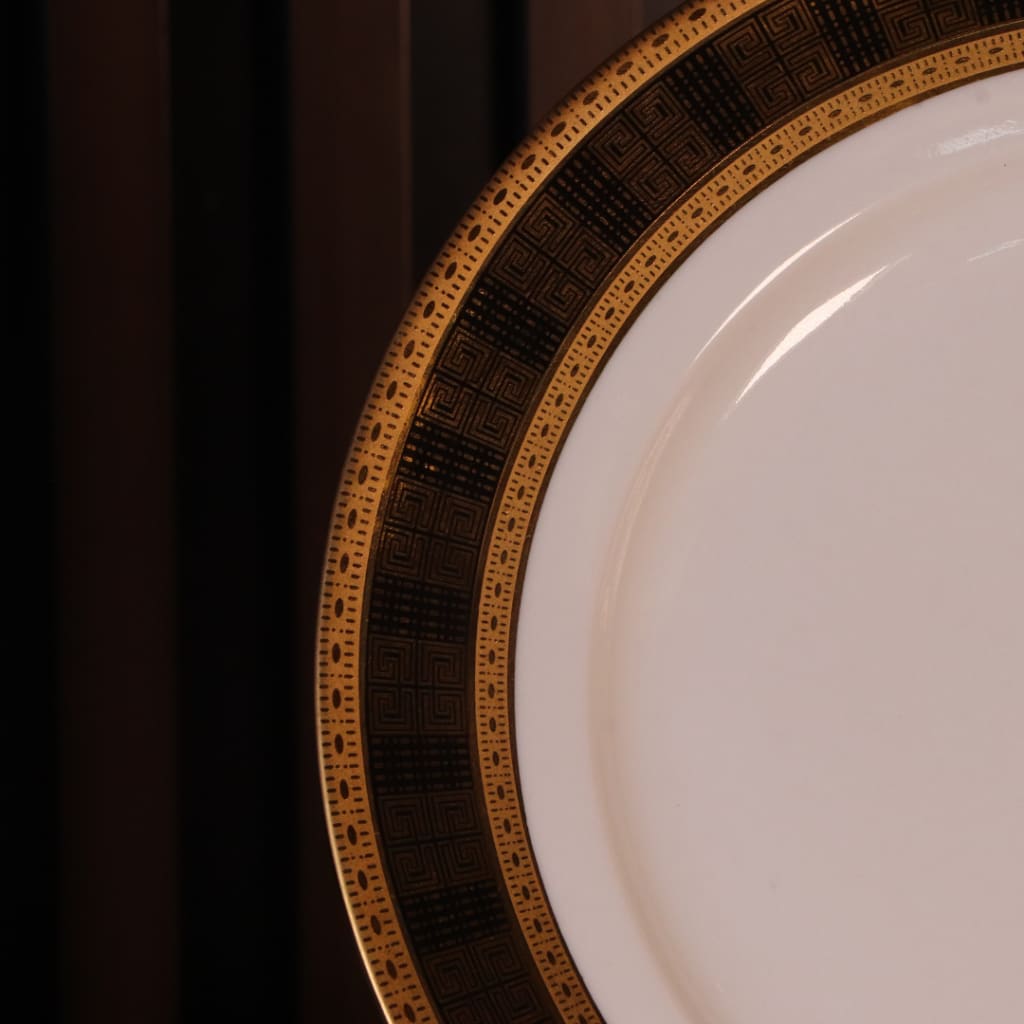 High-End Dinner Plates Set 36 Plates (Small + Medium