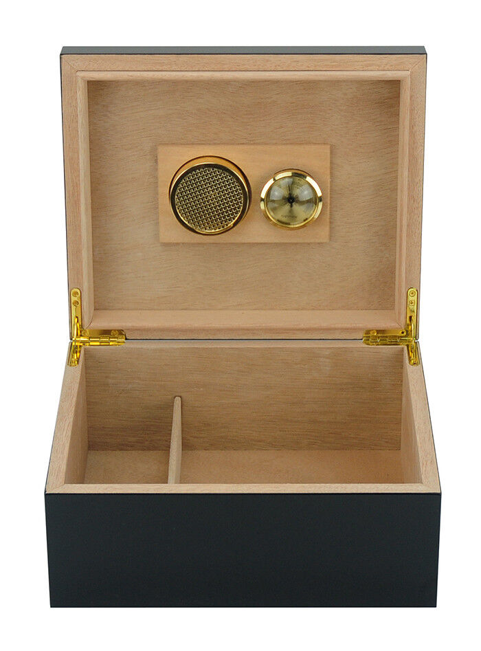 Monte Cristo 25+ Count Cigar Humidor Box Cabinet Humidifier Hygrometer 21