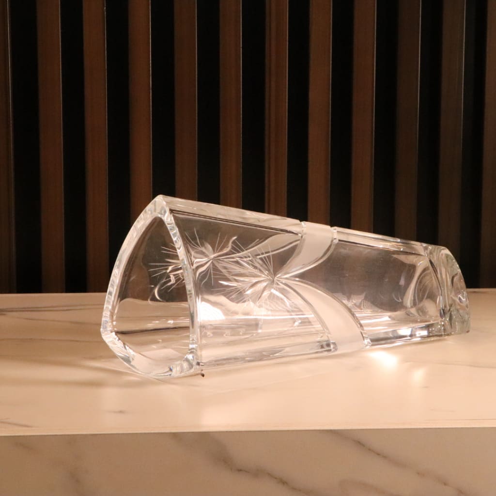 Transparent Triangle V2 Vase [Crystal]